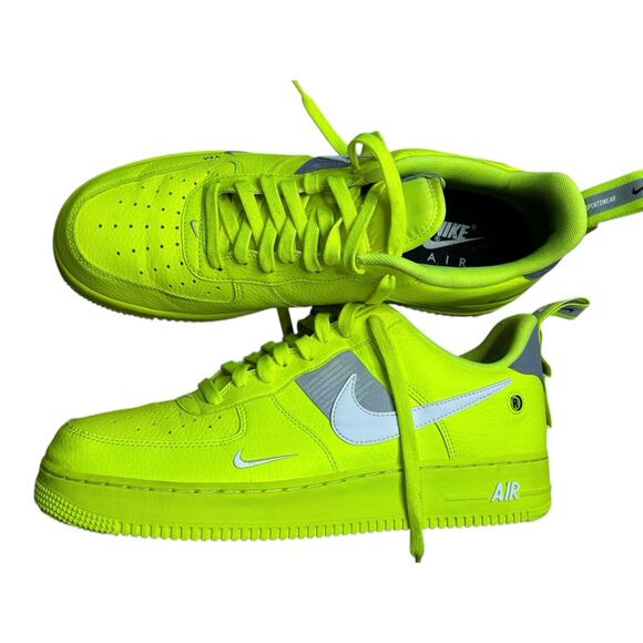 Nike Air Force 1 ‘07 LV8 Overbranding Size Men 11 - Picture 1 of 7